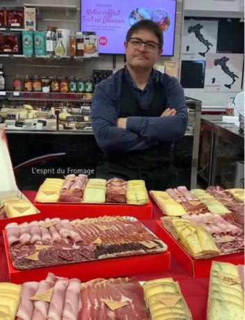 Chez Christophe, sélection de charcuteries artisanales et fromages fins.